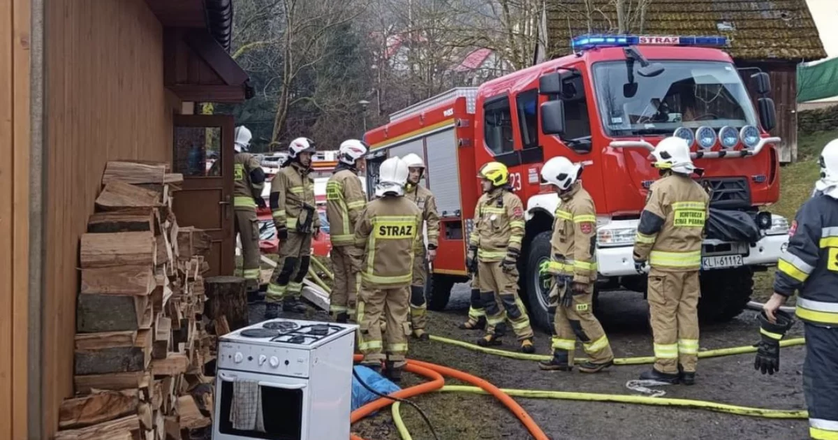 Pożar butli poparzony mężczyzna trafił do szpitala Limanowa in