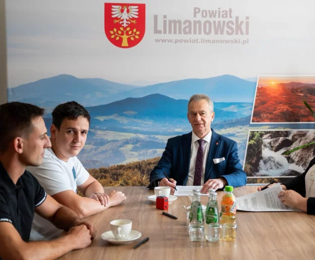 Powstanie nowa pracownia - powiat podpisał umowę - zdjęcie główne