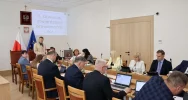 XXXII Sesja Rady Miasta Limanowa – Burmistrz Jolanta Juszkiewicz z wotum zaufania i absolutorium za wykonanie budżetu za 2025 rok - zdjęcie 3