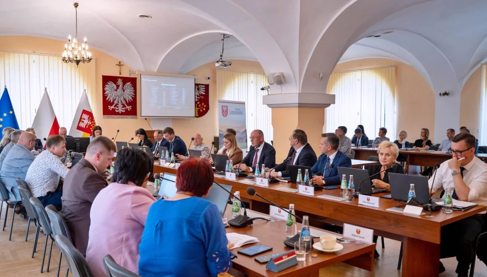 Absolutoryjna sesja Rady Powiatu - oglądaj na żywo - zdjęcie 1