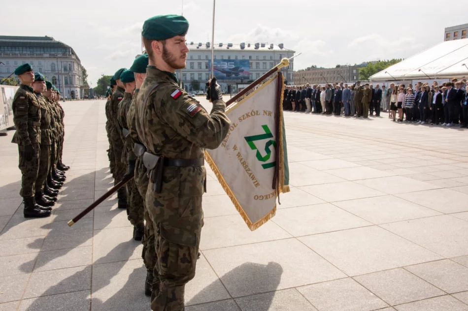 Został wicemistrzem w konkursie historycznym - zdjęcie 3