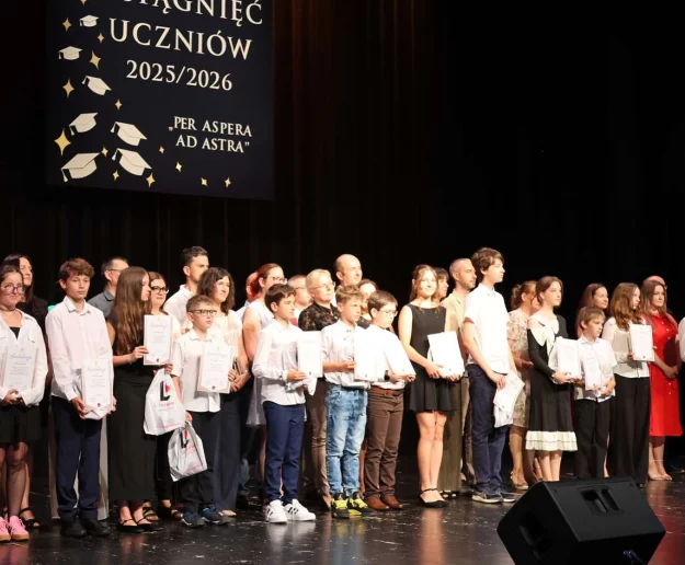 W LDK odbyła się Gala Osiągnięć Uczniów w Roku Szkolnym 2025/2026 – „Per aspera ad astra” - Zdjęcie główne