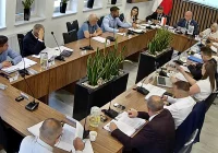 Alarm bombowy przerwał sesję Rady Gminy - zdjęcie główne