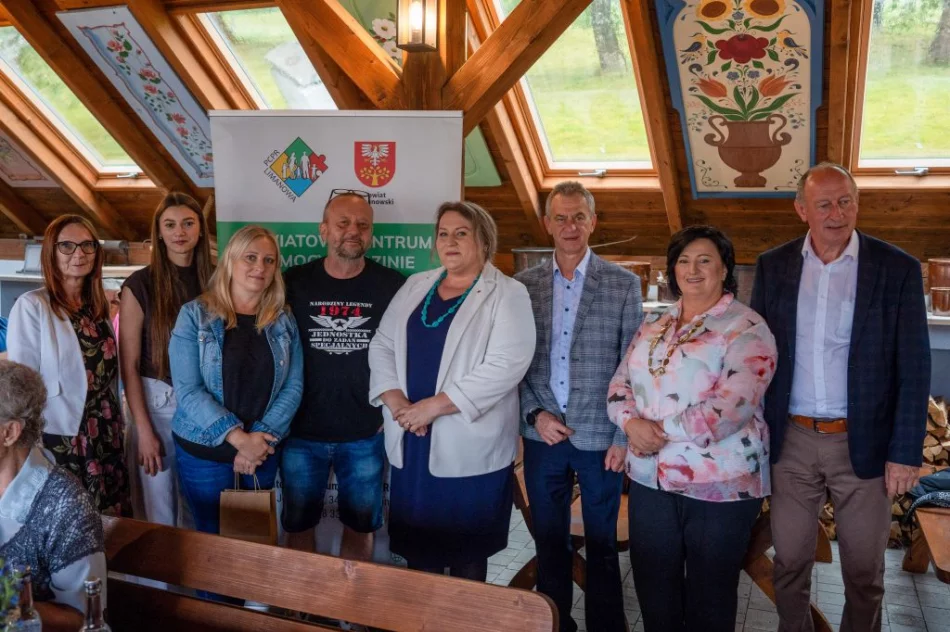 Deszczowe, ale pełne uśmiechu spotkanie rodzin zastępczych - zdjęcie 4
