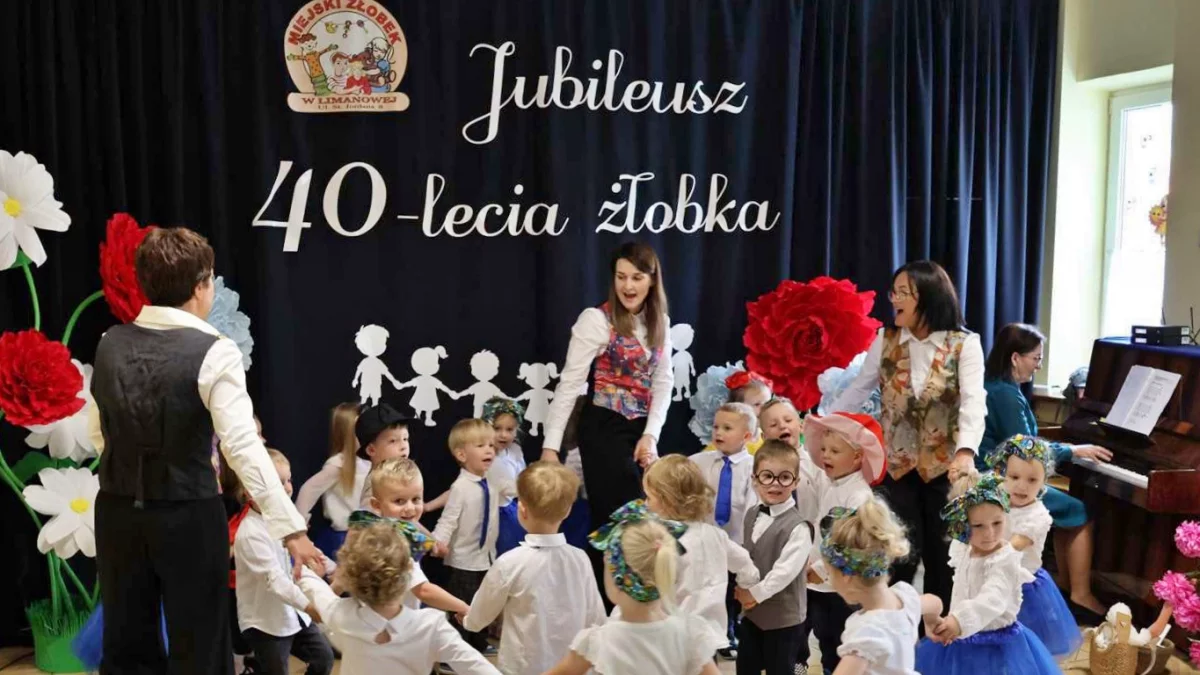 Występy artystyczne dzieci podczas jubileuszu 40-lat Miejskiego Żłobka w Limanowej
