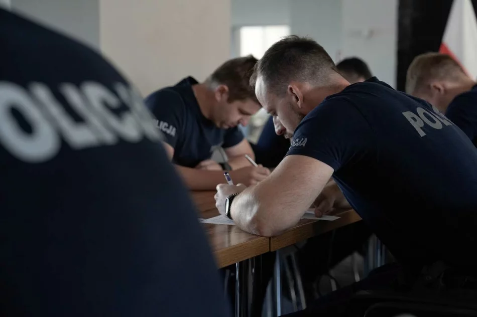 Limanowscy policjanci wygrali turniej „Patrol Roku” - zdjęcie 9
