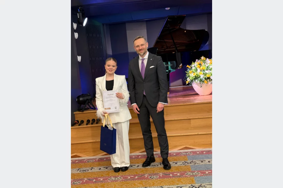 Nikola laureatką ogólnopolskiego konkursu - wystąpiła w Belwederze - zdjęcie 2