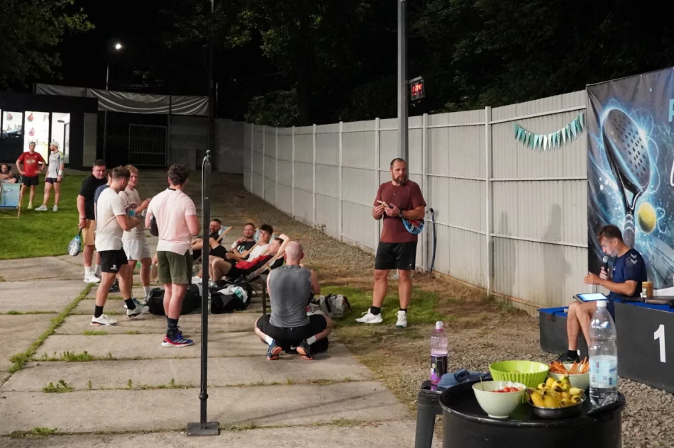 Padel Arena znów nie spała! Nocne Mexicano przyciągnęło 19 zawodników. - zdjęcie 10