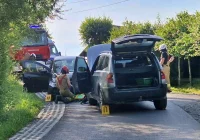 Słońce oślepiło kierującą. Kobieta z 4-latkiem trafiła do szpitala - zdjęcie główne