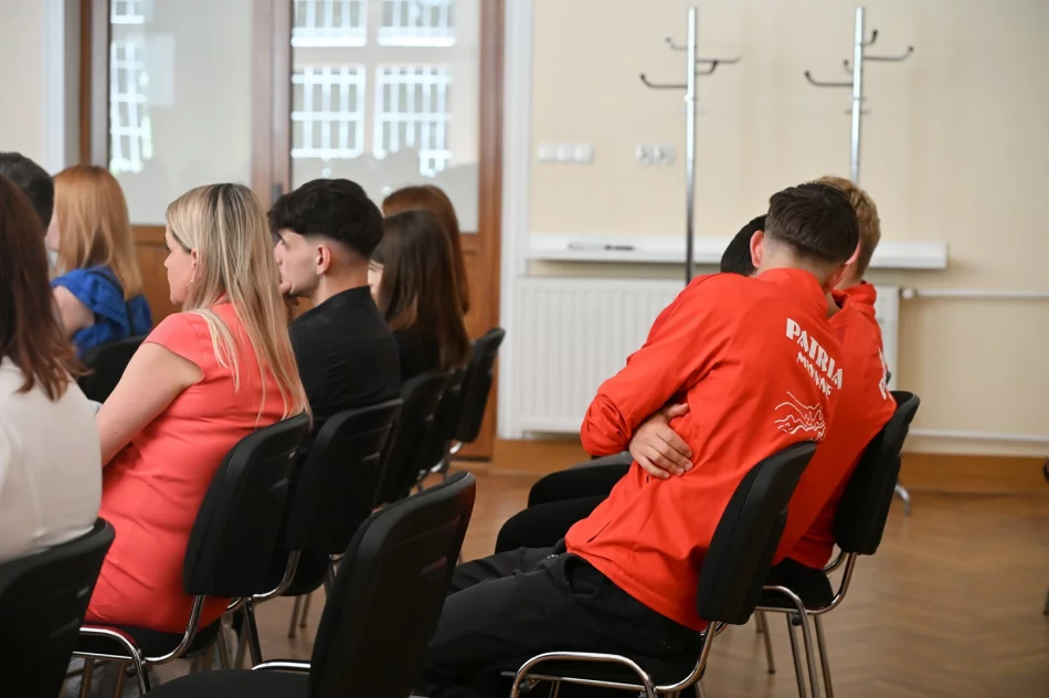 Wręczenie Nagród Wójta Gminy Limanowa za wysokie osiągnięcia sportowe w 2025r. - zdjęcie 12