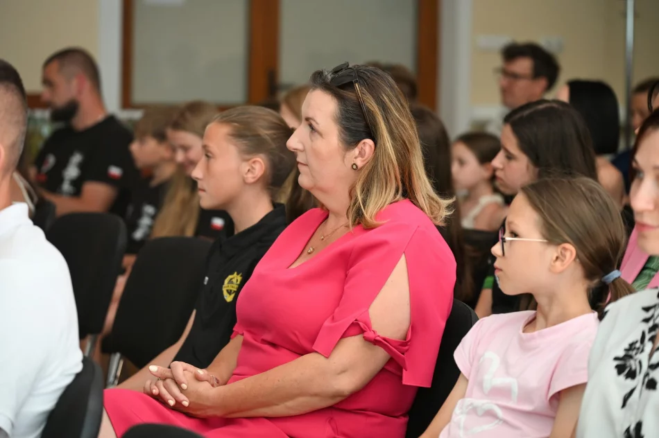 Wręczenie Nagród Wójta Gminy Limanowa za wysokie osiągnięcia sportowe w 2025r. - zdjęcie 17