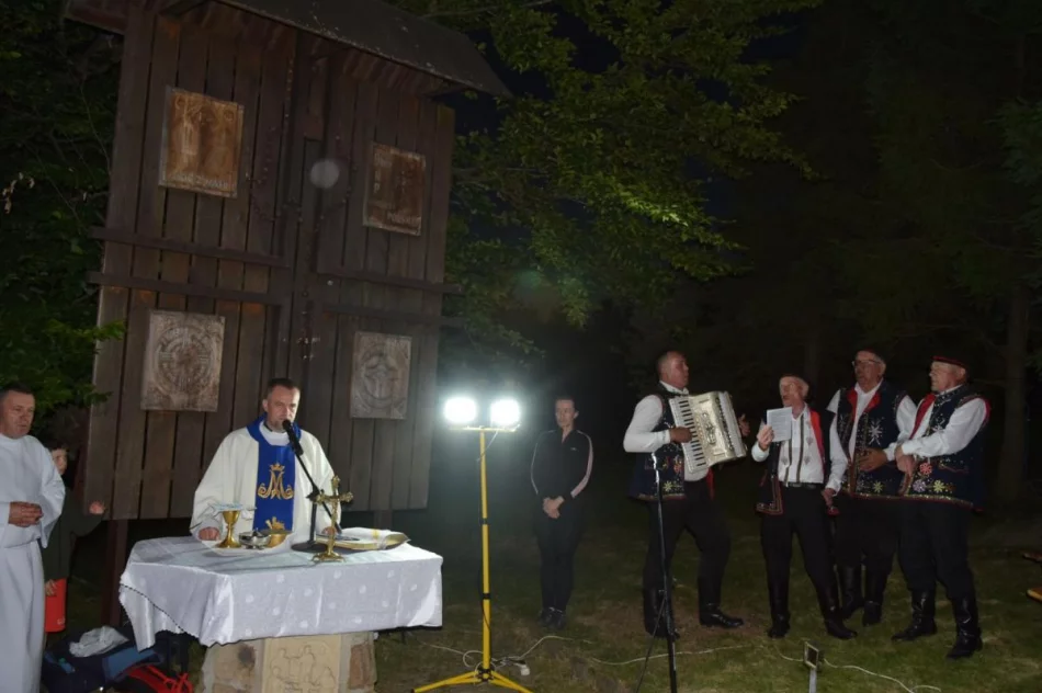 Nocna wędrówka na Ćwilin - zdjęcie 19