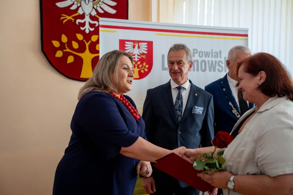 Docenieni za pasję. Samorząd nagrodził twórców i sportowców - zdjęcie 13