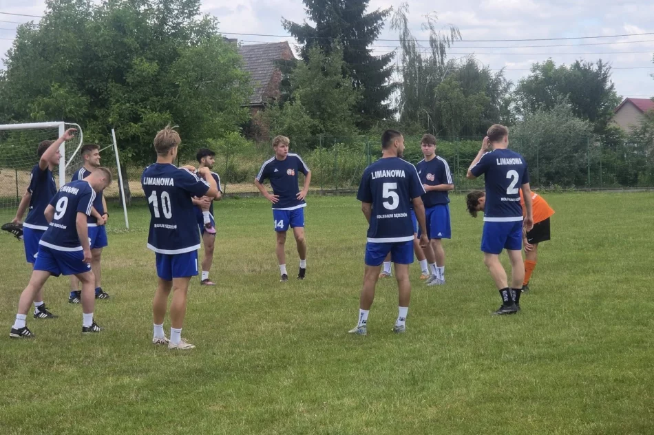 Piłkarscy sędziowie zatrzymani w serii rzutów karnych - zdjęcie 2