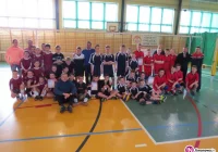 Młodzi siatkarze walczyli o mistrzostwo w powiecie - zdjęcie główne