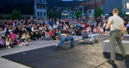 Rynek i ulice miasta stały się teatralną sceną (ZDJĘCIA, WIDEO) - zdjęcie 4