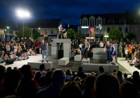 Rynek i ulice miasta stały się teatralną sceną (ZDJĘCIA, WIDEO) - zdjęcie główne
