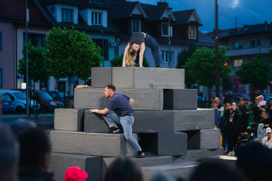 Motionhouse “Block” - zdjęcie 6