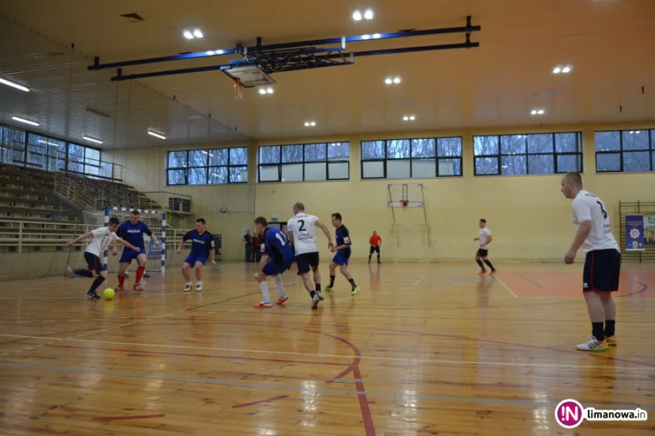 Drużyna limanowskich policjantów najlepsza w województwie! - zdjęcie 2