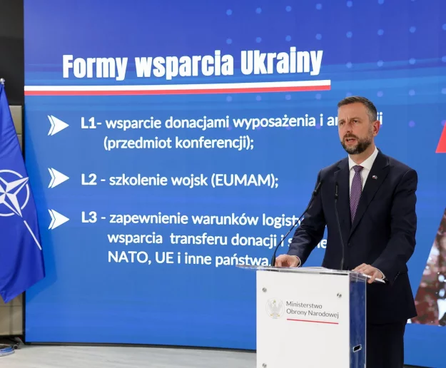 Wśród sprzętu przekazanego Ukrainie od 2022 r. m.in. czołgi T-72, Rosomaki i pociski PAC-3 - zdjęcie główne
