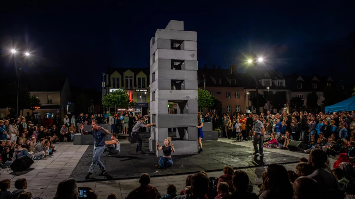 Cyrk, teatr i niezwykłe emocje – 39. ULICA Festival zachwycił Limanową