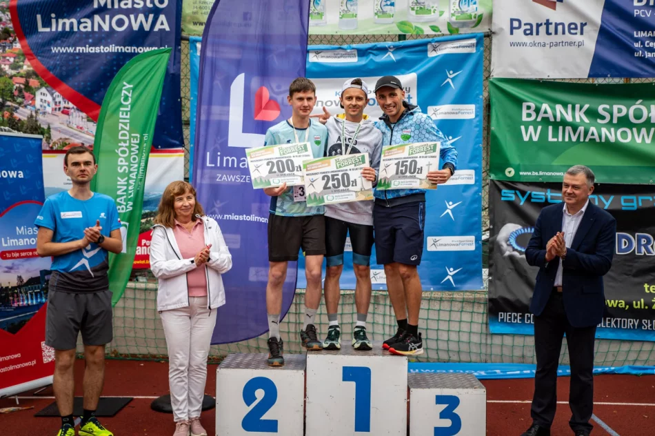 Limanowa ponownie stolicą górskiego biegania! Za nami XV Międzynarodowy Bieg Górski Limanowa Forrest - zdjęcie 19