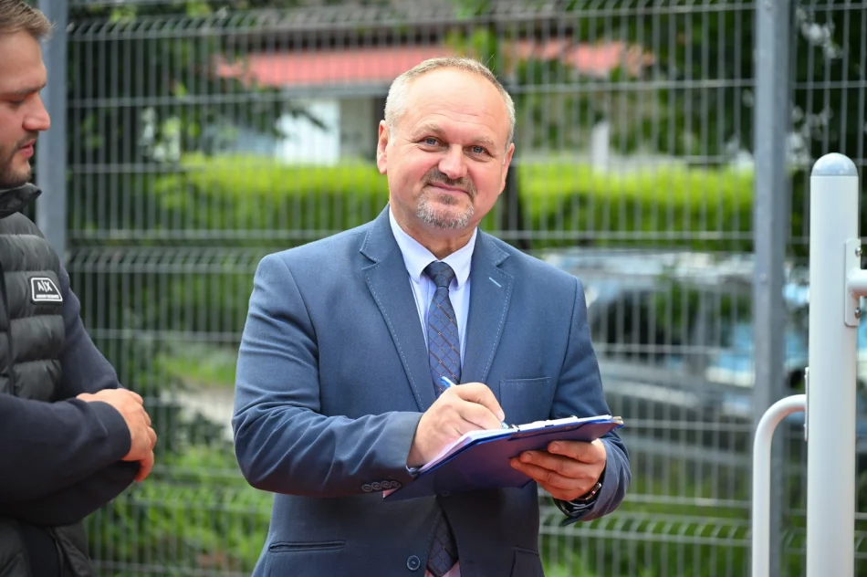 Nowy plac zabaw w Sowlinach - zdjęcie 13