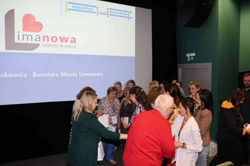  Wizyta studyjna przedstawicieli Regionalnego Ośrodka Polityki Społecznej w Toruniu w Limanowej - zdjęcie 12