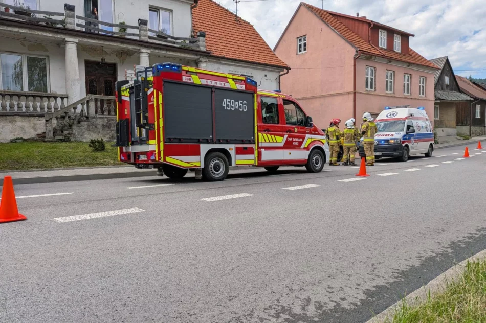 Samochód uderzył w dom - zdjęcie 3