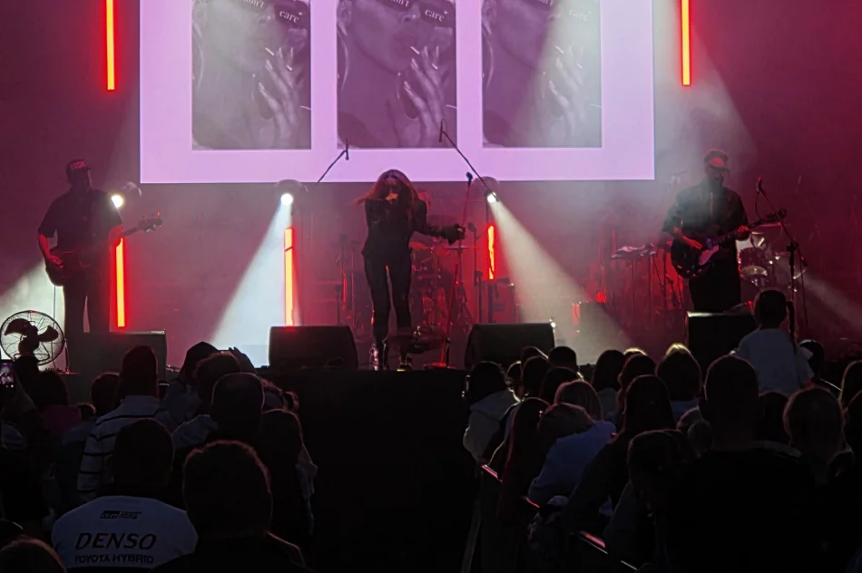 Red Lips gwiazdą wieczoru - rockowe brzmienia na Dniach Limanowej - zdjęcie 4