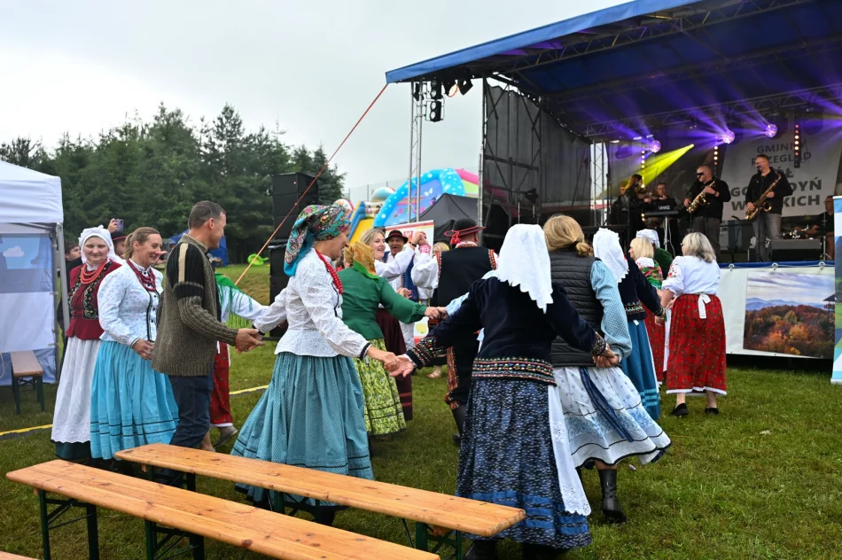 Za nami 27. Gminny Przegląd Kół Gospodyń Wiejskich w Pisarzowej - zdjęcie 10