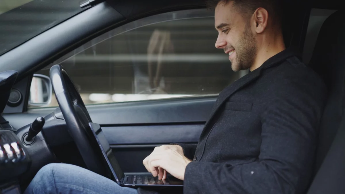 Tani leasing przez internet - czy to bezpieczne?