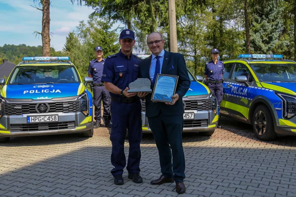 Nowe radiowozy w limanowskiej komendzie. Samorządy dołożyły prawie milion  - zdjęcie 8