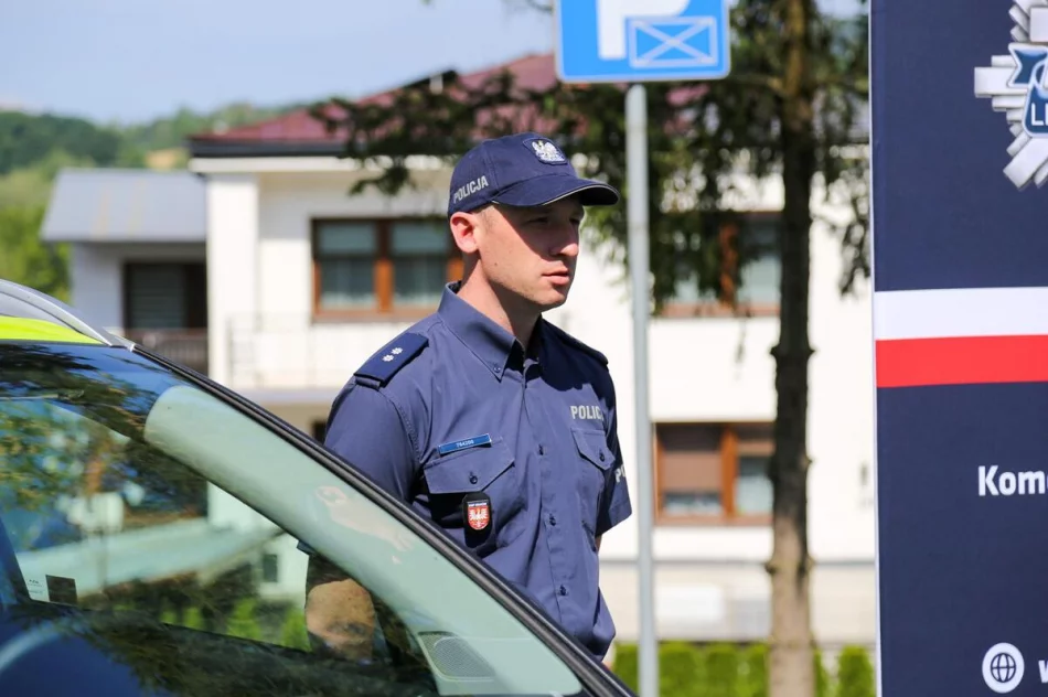 Nowe radiowozy w limanowskiej komendzie. Samorządy dołożyły prawie milion  - zdjęcie 9