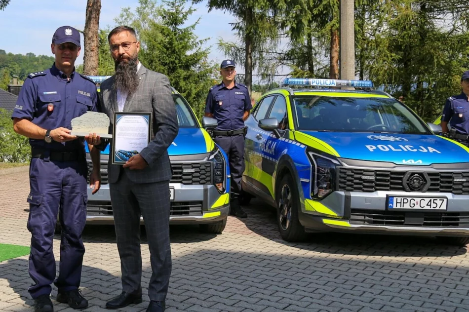 Nowe radiowozy w limanowskiej komendzie. Samorządy dołożyły prawie milion  - zdjęcie 13
