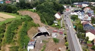 Postępy na torach - wznoszą mosty i wiadukty. Pociągi wrócą tu w przyszłym roku - zdjęcie 3