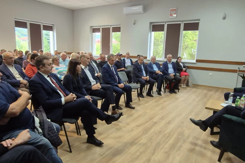 Morawiecki na Limanowszczyźnie. Samorządowcy dziękowali, posłowie obiecali powrót - zdjęcie 6