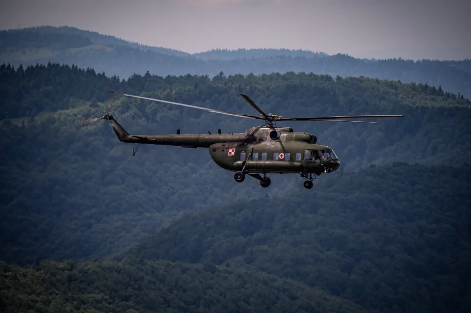 Śmigłowiec Mi-8 nad Beskidem Wyspowym (ZDJĘCIA) - zdjęcie 5