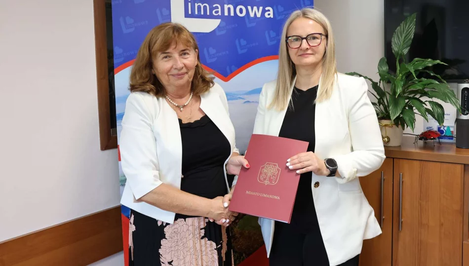 Podpisano umowę na remont ulicy Topolowej - zdjęcie 1