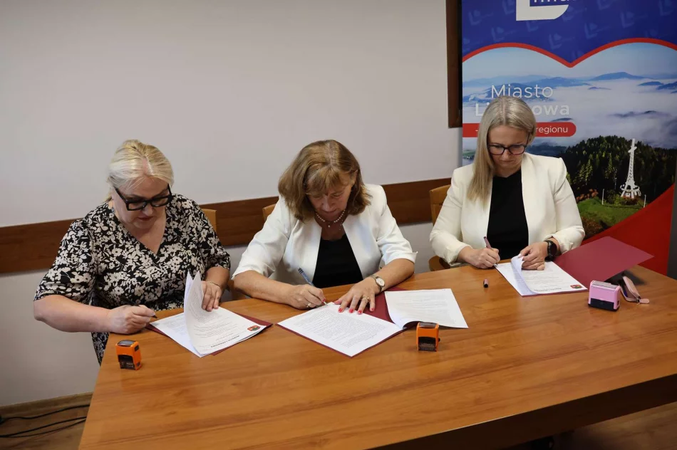 Podpisano umowę na remont ulicy Topolowej - zdjęcie 2