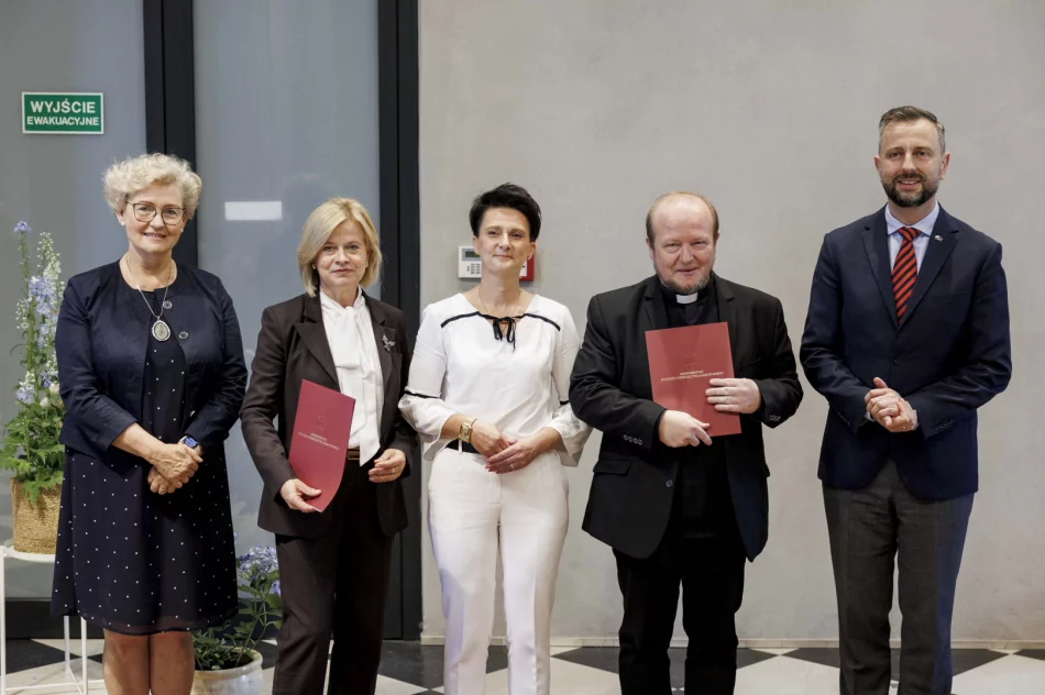 Szczyrzyc jedyny z dofinansowaniem z MKiDN na konserwację - zdjęcie 5