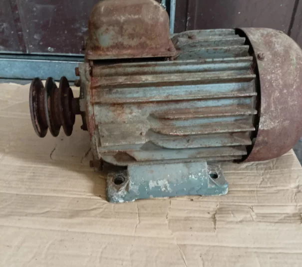 silnik elektryczny 2,2 kW / 400 V / 1400 obr - Zdjęcie główne