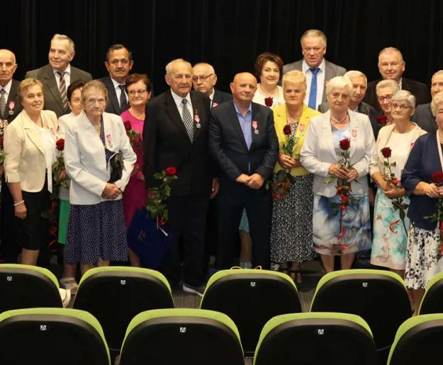 19 par uhonorowanych Medalami Prezydenta RP za Długoletnie Pożycie Małżeńskie - Zdjęcie główne