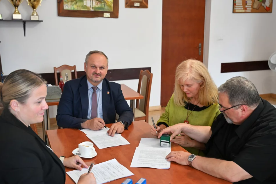 Podpisanie umów na przebudowy dróg rolniczych - zdjęcie 5