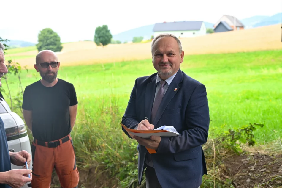 Zakończono remont drogi gminnej Kanina – Trzaskonki - zdjęcie 10