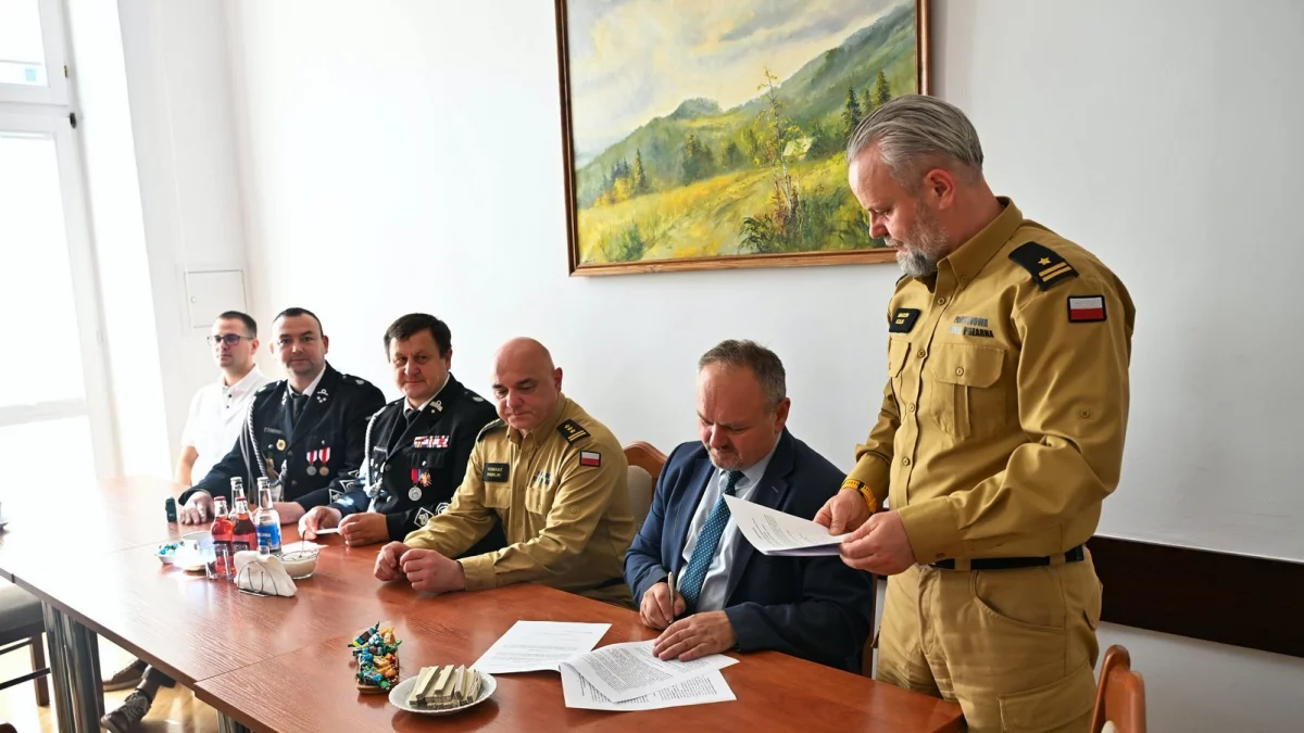 Podpisanie porozumienia w sprawie włączenia OSP Wysokie do KSRG