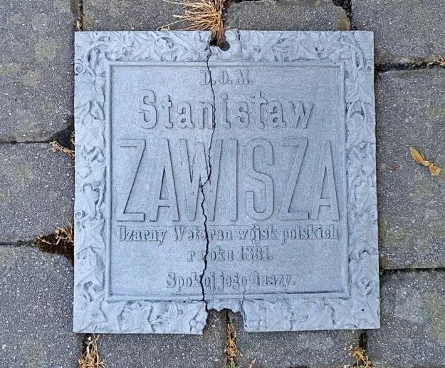Zabytkowy nagrobek powstańca uratowany - zdjęcie główne
