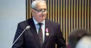 Pożegnanie sekretarza. Było wzruszenie, odznaczenie i śpiew - zdjęcie 3