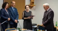 Pożegnanie sekretarza. Było wzruszenie, odznaczenie i śpiew - zdjęcie 5