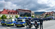 Awanse i odznaczenia na rynku. Limanowscy policjanci świętowali (ZDJĘCIA) - zdjęcie 1